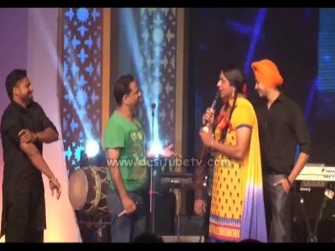 Sunil Grover rocks at Baisakhi celebrations & Punjabi Icon Awards .