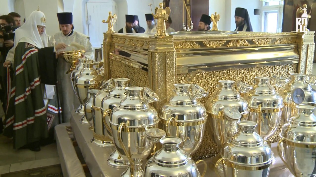 În Lunea Mare Preafericitul Patriarh Chiril a oficiat Te Deum-ul la începerea rânduielii de fierbere a Sfântului Mir