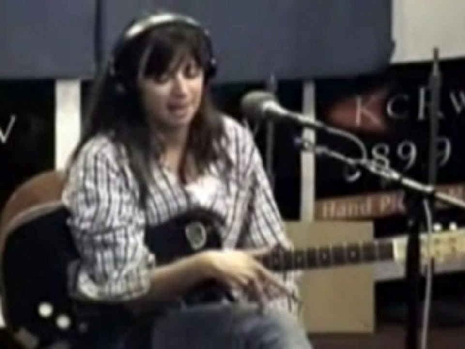 Cat Power live on KC  radio 2003