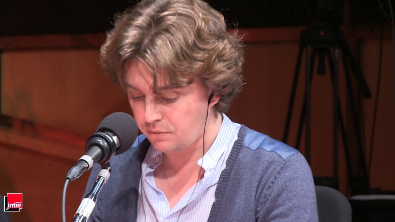 Alex Vizorek :  "Johnny chante le pinard"