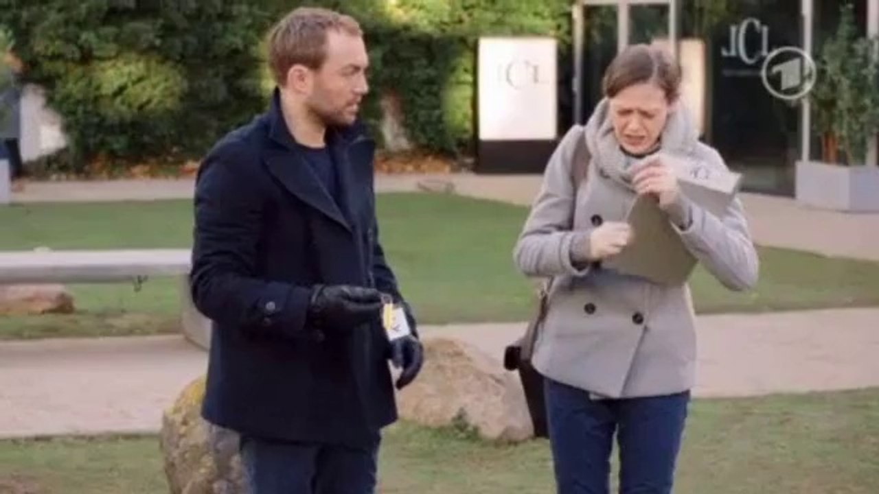 Verbotene Liebe : Caros Brille wird zerstört II Folge 4488