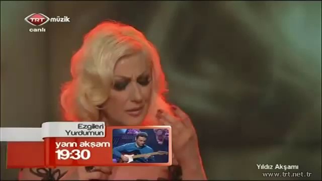 Muazzez Ersoy-Ben Melamet Hırkasını Canlı Performans