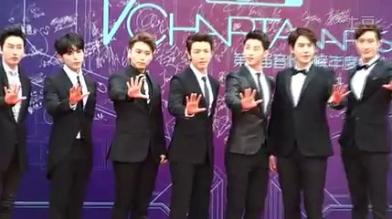 2014.04.15 The 2nd V Chart Awards: SJM in Red Carpet