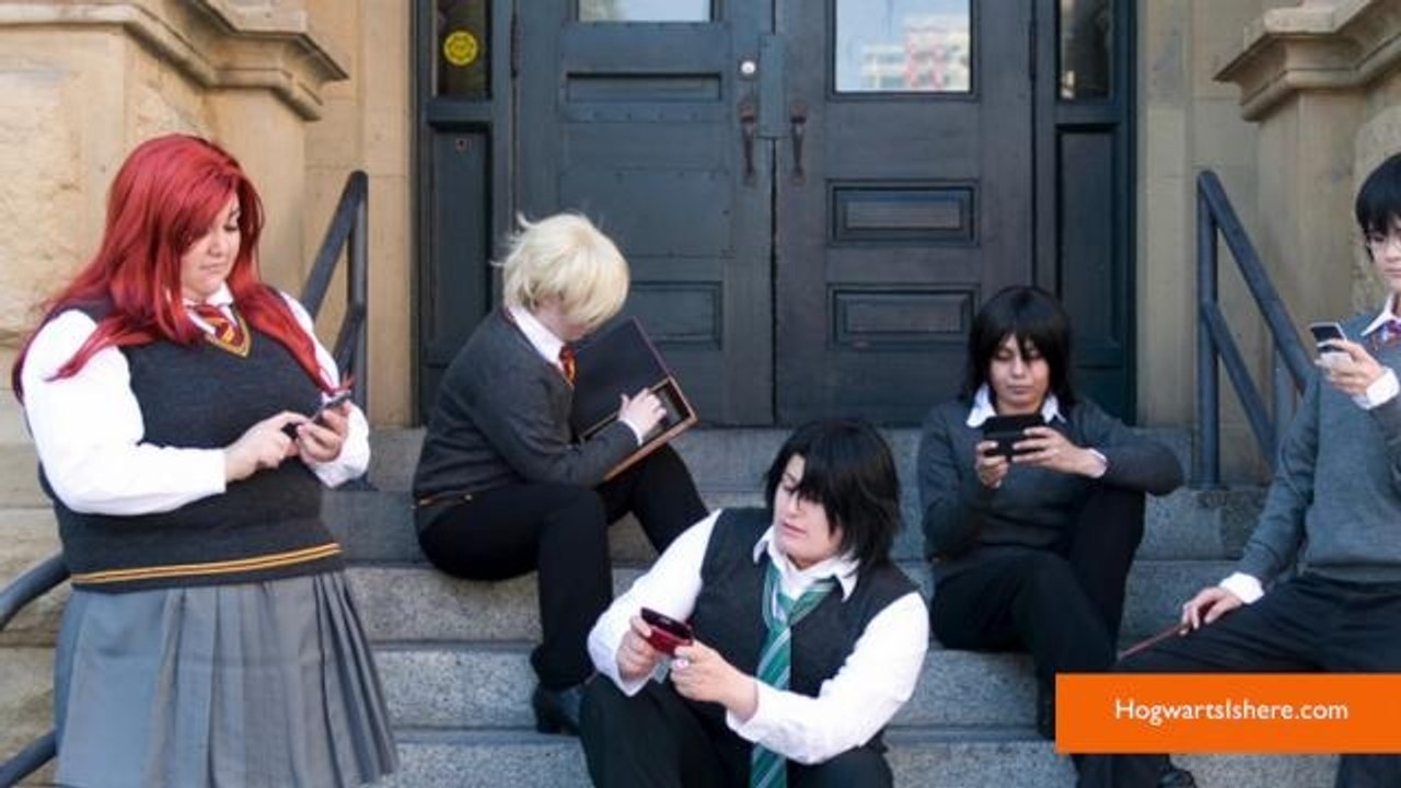 Harry Potter Fans Make Online Hogwarts University