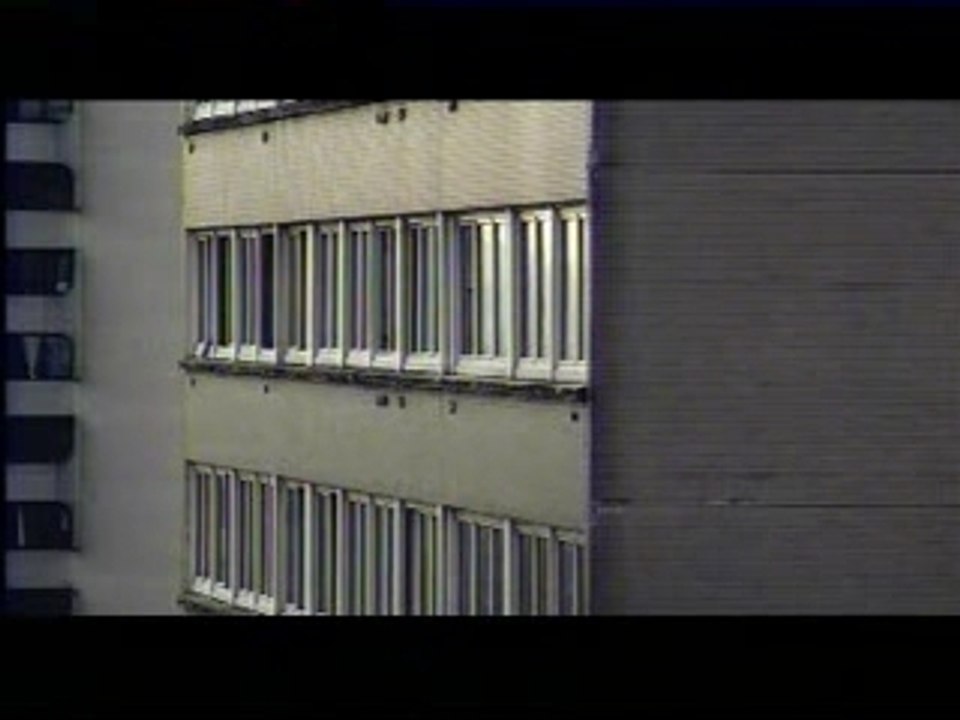 Pub Sécurité routière Avril 2003