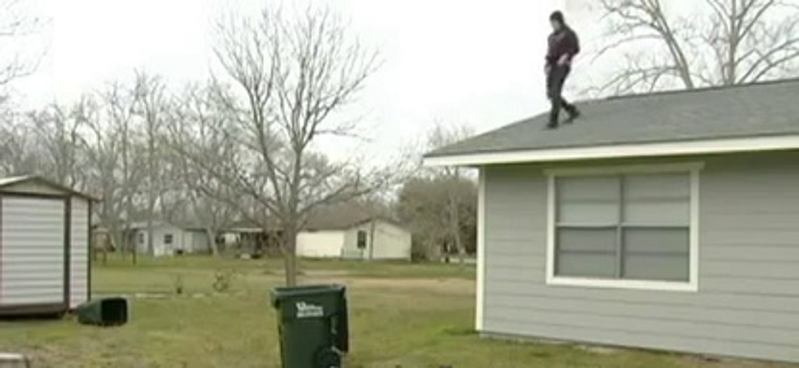 Jump in a trash.. from the roof. FLIP FAIL!