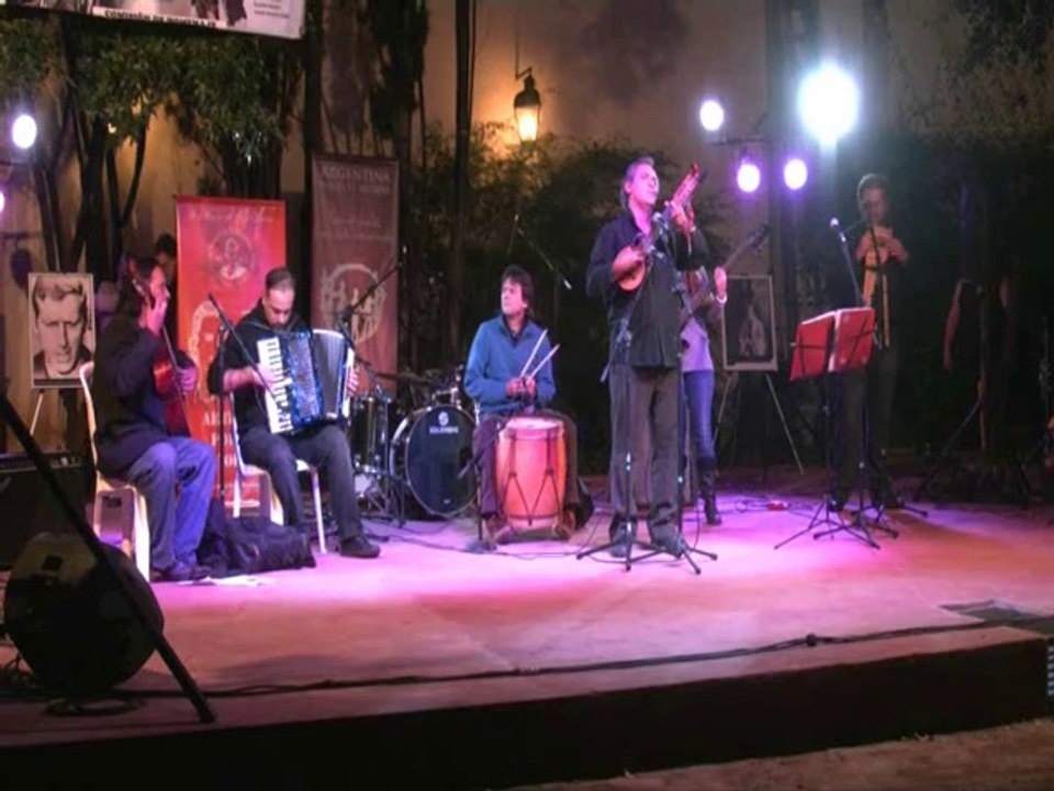 FESTIVAL HOMENAJE AL PADRE MUGICA EN ELCABILDO parte 2