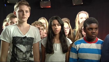 préstation élèves théâtre