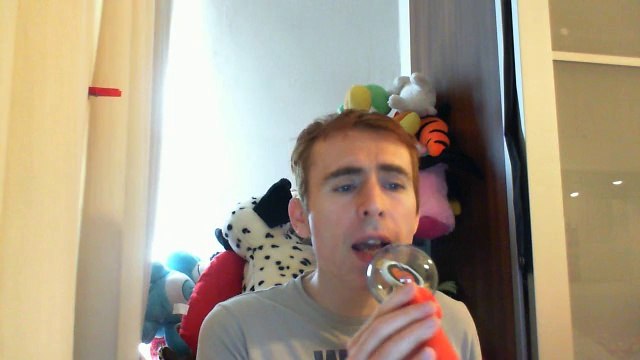 Wiwi égratigne plus d'amour de Vanessa Paradis