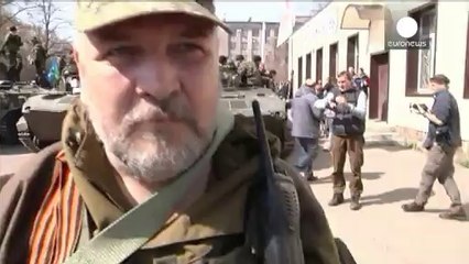 Blindados del Ejército ucraniano se pasan al bando prorruso en Slaviansk