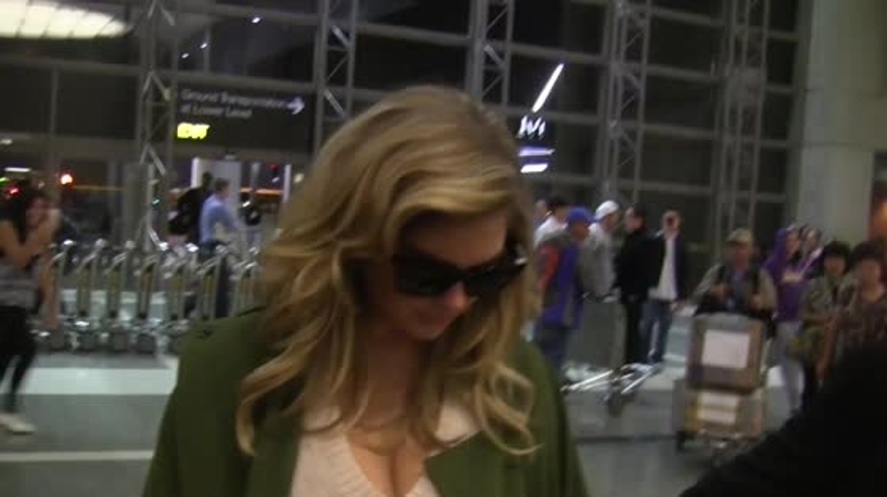 Kate Upton - kleinere Brüste doch kein Thema?