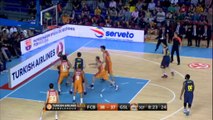 Dorsey misses free throw and dunks