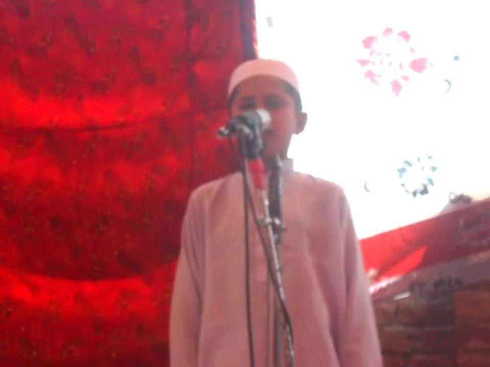 Deedaray Mustafa kay jo haqdar ho gaiy wo log Kainaat man sardar ho gay by Akrash Ali