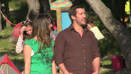 Extrait - 18:18 : Laëtitia Milot dans Camping Paradis