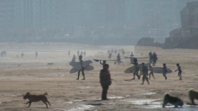 Playa de San Lorenzo de Gijón, Asturias 16 abril 2014
