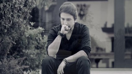 İrfan Özata - Tuhaf Geliyor