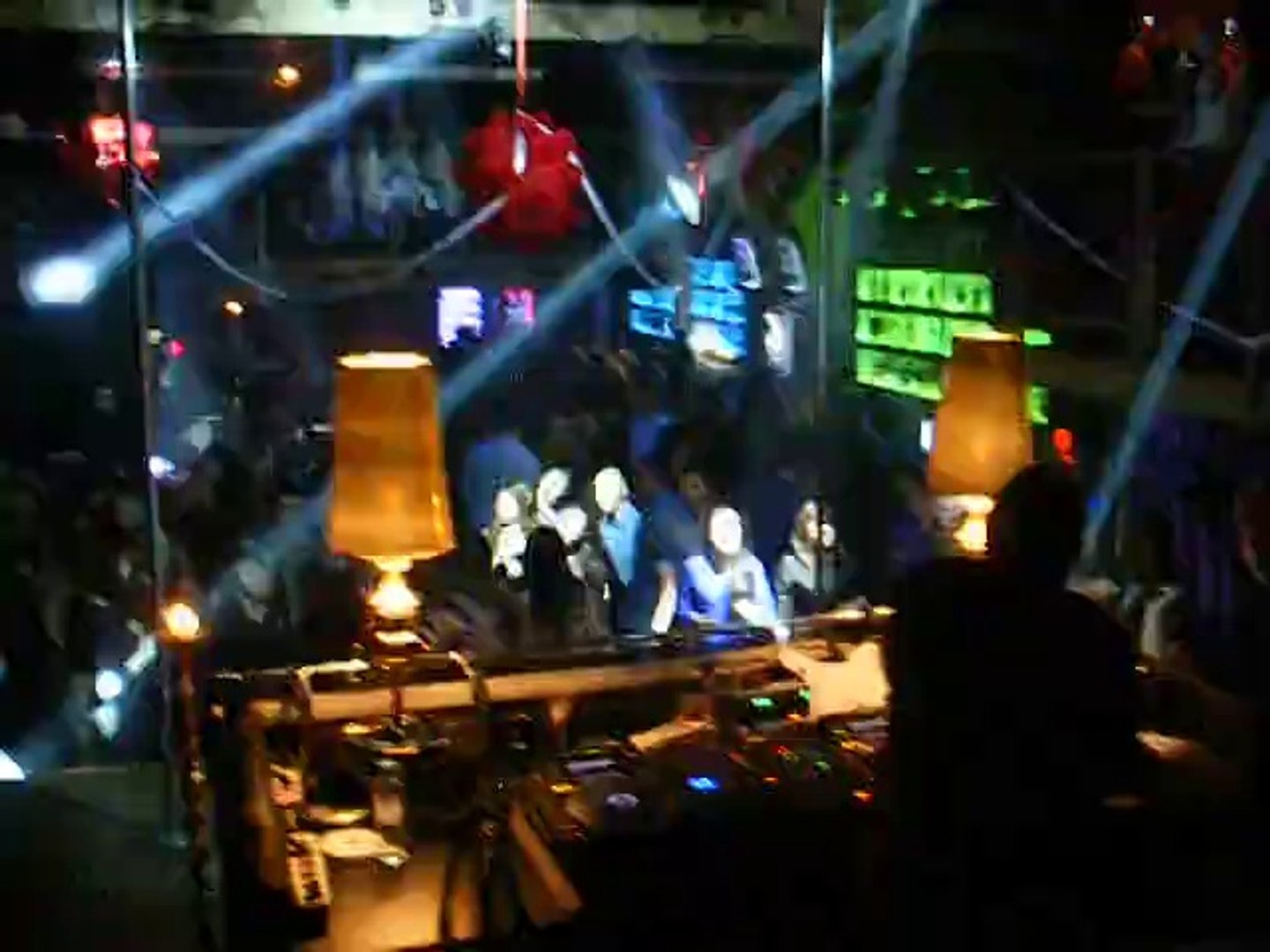 LUX клуб c Ян Осборн