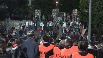 Bursaspor - Galatasaray Maçının Ardından Olaylar Çıktı