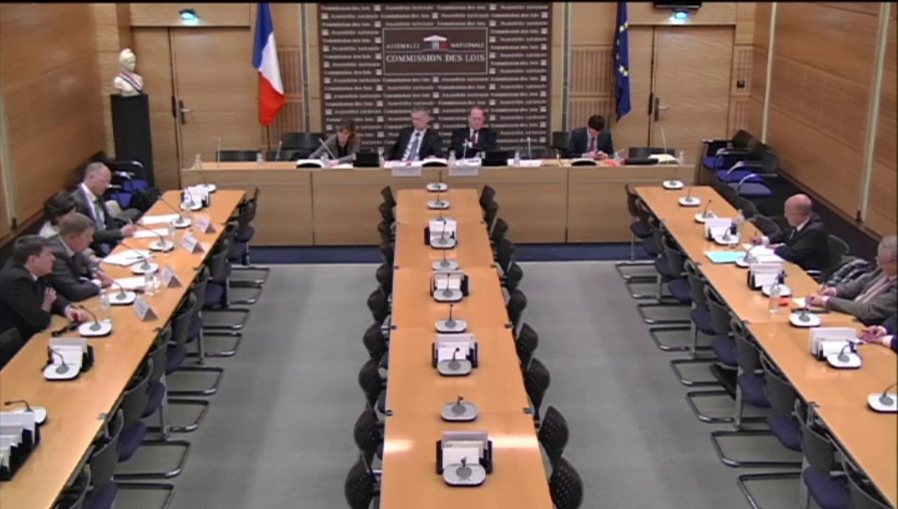Table ronde réunissant des syndicats des commissaires de la police nationale - Mardi 15 Avril 2014