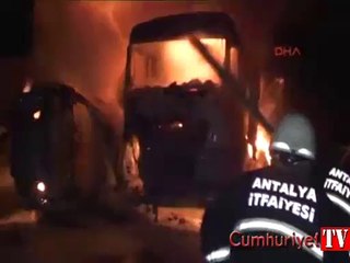 Katliam gibi kazada 5 kişi yanarak can verdi