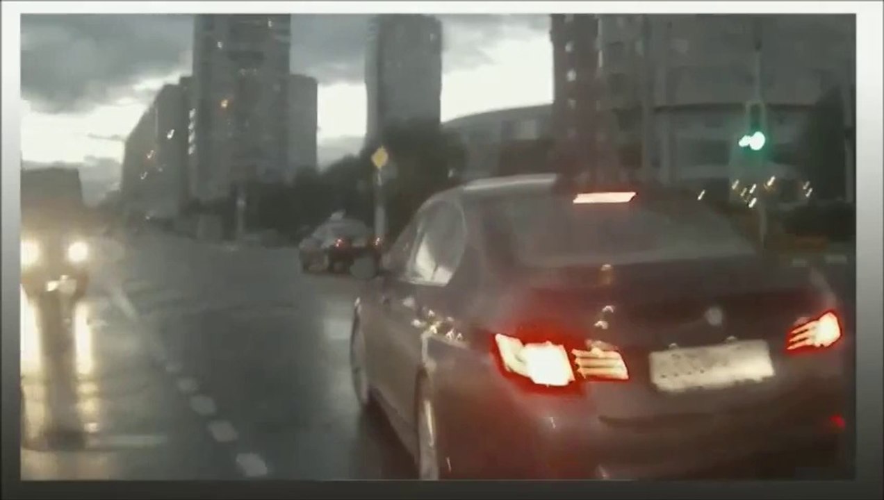 Magic car coming from nowhere : ghost car