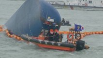 Hundreds still missing in deadly Korea ferry accident