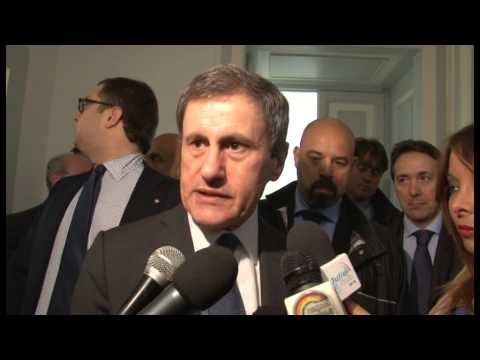 Napoli - Presentazione del libro '' Non Vale una Lira'' (16.04.14)