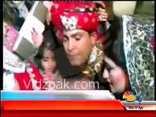 Umar Akmal's Doodh Pilayi Rasm (Video)