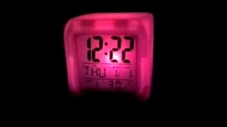 Renk Değiştiren Digital Alarmlı Küp Saat