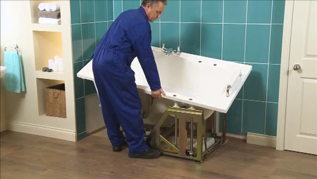 Walk in Bath by Nationwide Mobility (UK's leading bathing solution company)