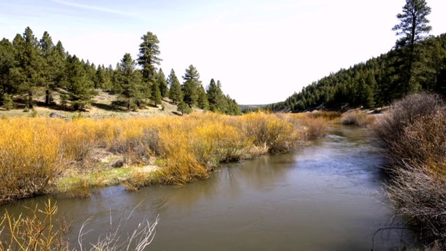 Deadly Water Of Fundudzi Lake - Sansar Ke Rochak Tathya