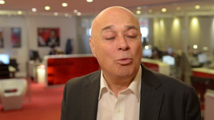 VIDÉO - 50 milliards d'économies : "Pas d'effet positif immédiat sur l'emploi"