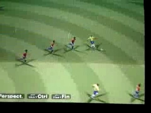 Ronaldo frappe 30 metres barre rentrante