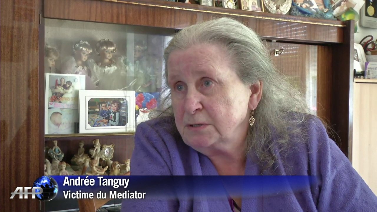 La disparition du "père" du Mediator n'arrête pas le procès