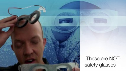 How do the Ninja Spray Goggles work?