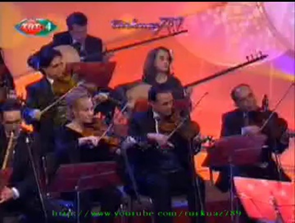 Müşerref AKAY-Gölgesinde Mevsimler Boyu Oturduğumuz