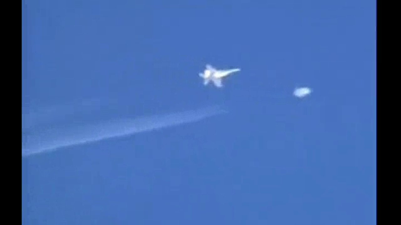 UFO's CHINA: 2 for the price of 1. Ref,. tttrggt-18042014-12/4/14