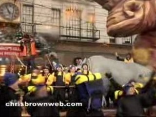 Thanksgiving Day Parade (11.23.06) live chris brown