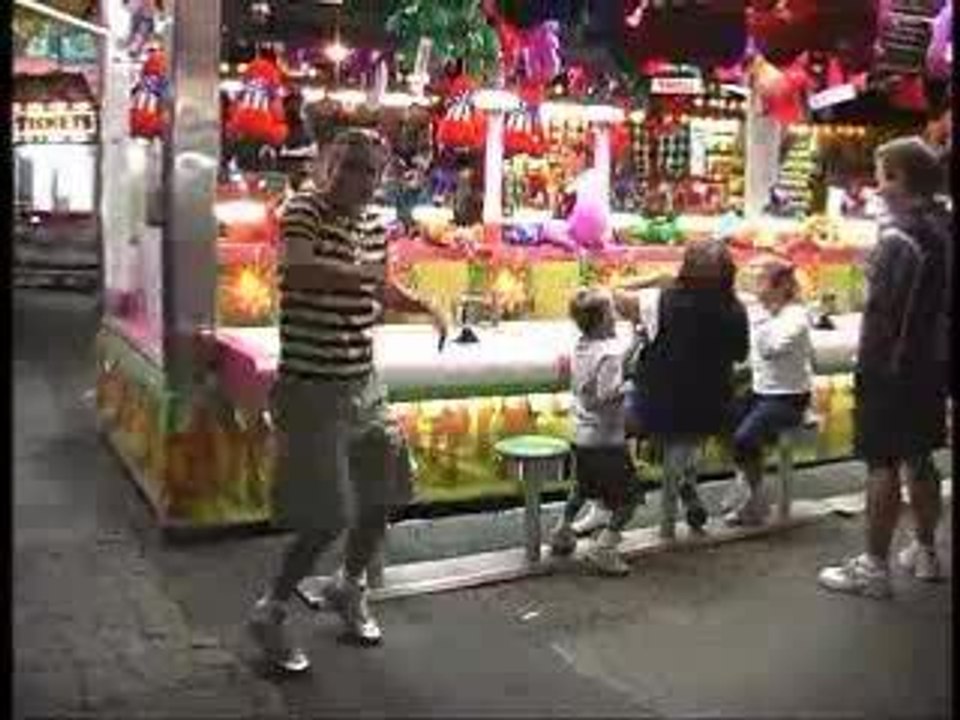 Venetian Snares -Clip Dance Like [...]