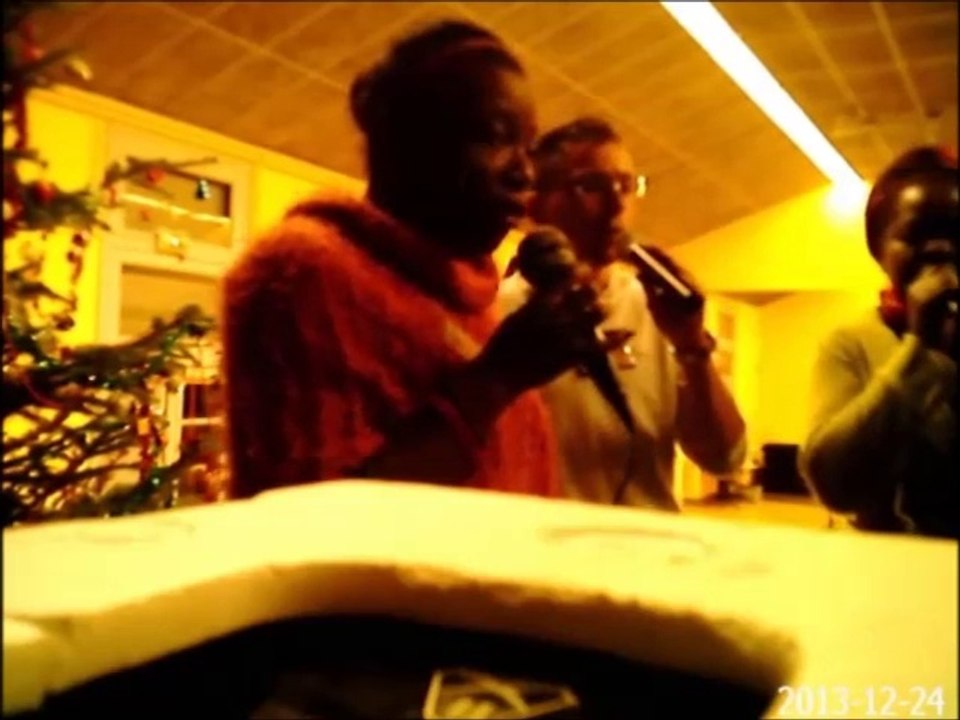 REPAS DE NOEL 2013 AVEC LA PARTICIPATION DE NOS BENEVOLES