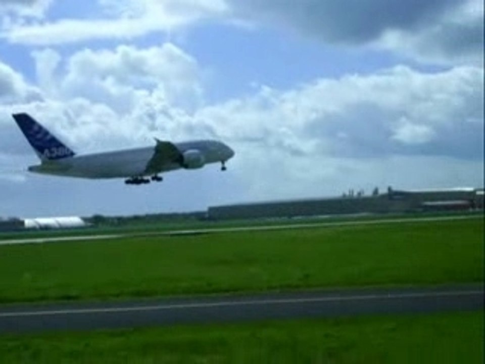 airbus A 380 approche ratée