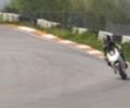 Şampiyon Sofuoğlu, veliahtlarını yetiştiriyor