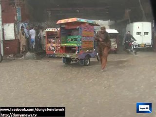Dunya News-Lahore: Heavy rain upsets life routines