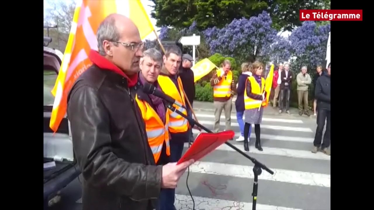 Lannion. Débrayage devant le site d'Alcatel-Lucent