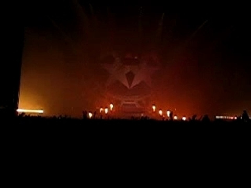 $*"-_ qlimax 2004-dj luna _-"*$