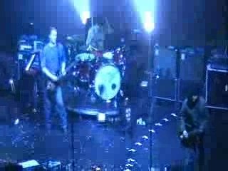 Qotsa - Live 20-12-2005 - Hurricane (Fea