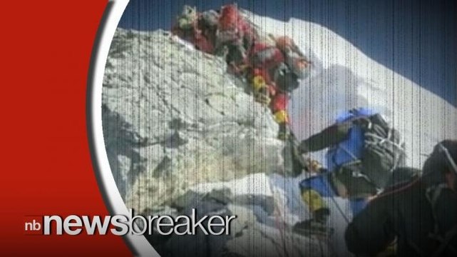 Mount Everest Experiences One of Its Most Deadly Avalanches Ever; 12 Sherpas Killed, 4 Still Missing