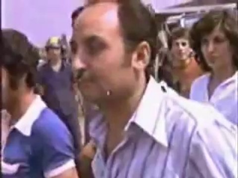 Cem Karaca & Kemal Sunal - 1 Mayıs Marşı