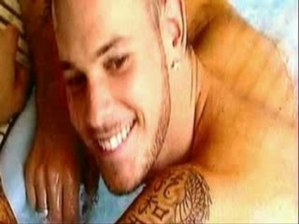 M POKORA Dans le Jacuzzi 2006