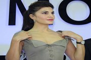Bollywood Hot Babe Jacqueline Fernandez Show off her Bbrreeaasstt In front of media at auto car performance show